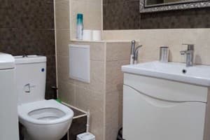 Квартира 1-ком., Каменогорская 13. Полулюкс трехместный по Каменогорской 13 10