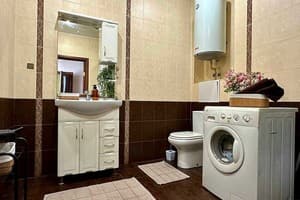 2-ком на просп.Соборном 212 (бульвар Шевченко) 12