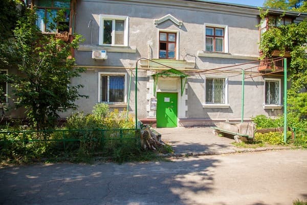 2-ком. ул. Дивногорская 13 (возле ресторана Вилла Олива) 12