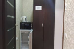 Отель На Круговой. Улучшенный трехместный 8 4