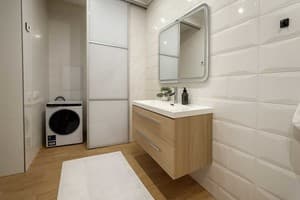 двухэтажная в отдельно стоящем доме, на ул. Первая Литейная 37 15