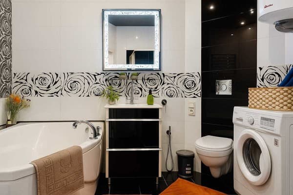 двухкомнатная возле Запорожской площади 9