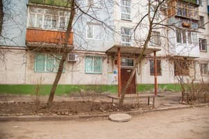 на ул. Почтовая 167а 12