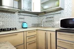 по ул. Независимой Украины 39-г 5